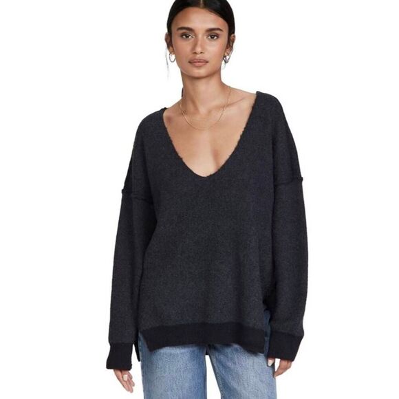 Free People Sweater Weather Oversized Slouchy V Neck Tunic Charcoal - Picture 1 of 5